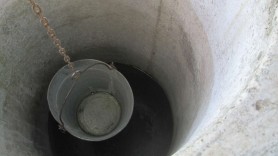 Descoperire macabră la Drochia. Cadavrul unei tinere a fost depistat într-o fântână